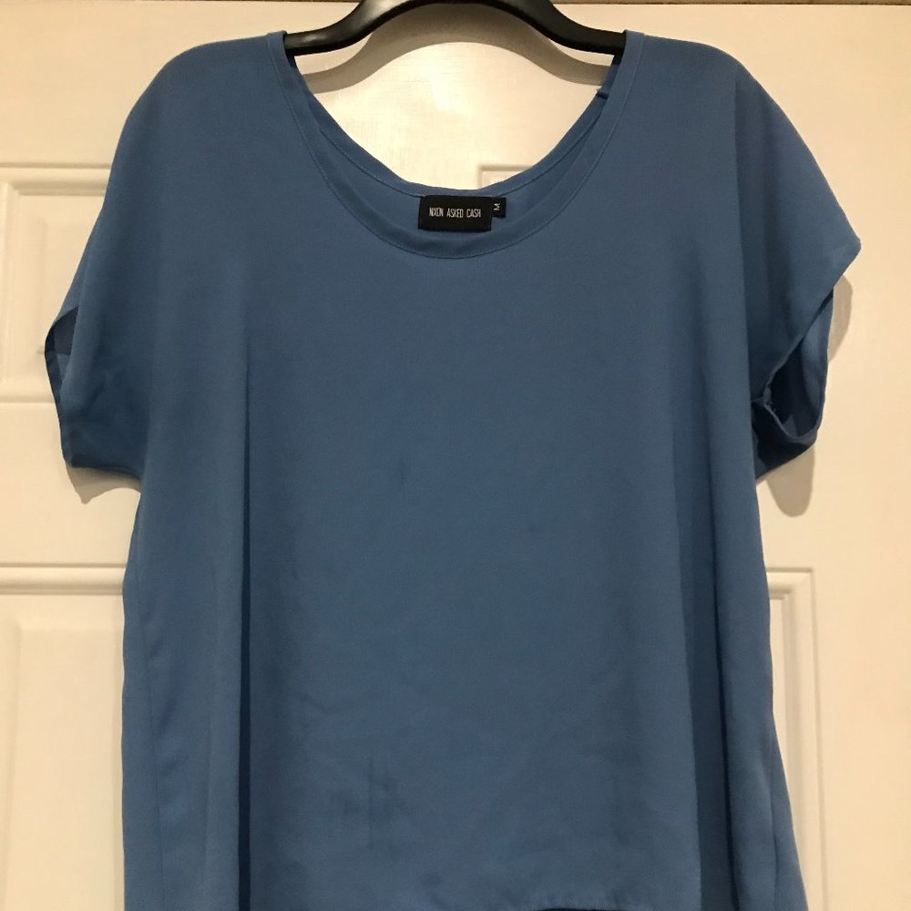 Versatile blue shirt